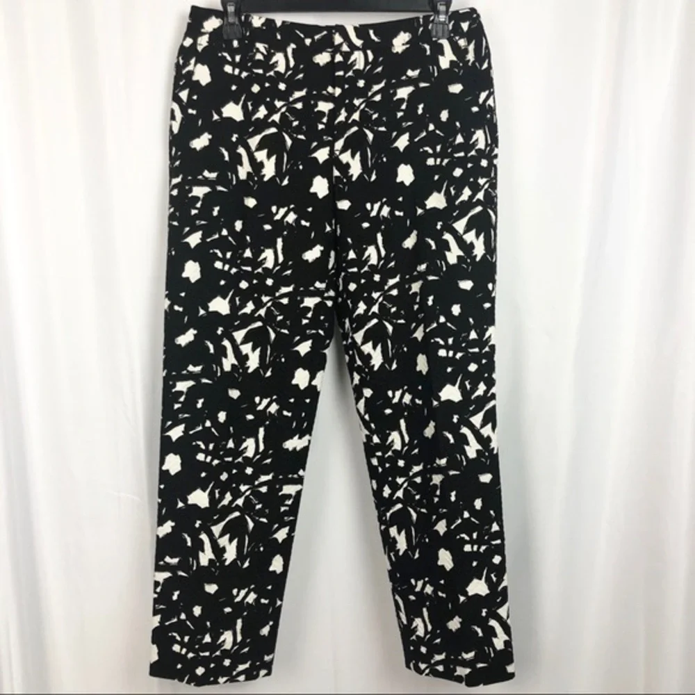 BANANA REPUBLIC Size 6 Cropped Trousers. EUC.